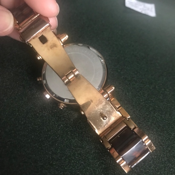 Michael Kors Rose Gold-tone Tortoise Women’s Watch MK5538 - Picture 14 of 16